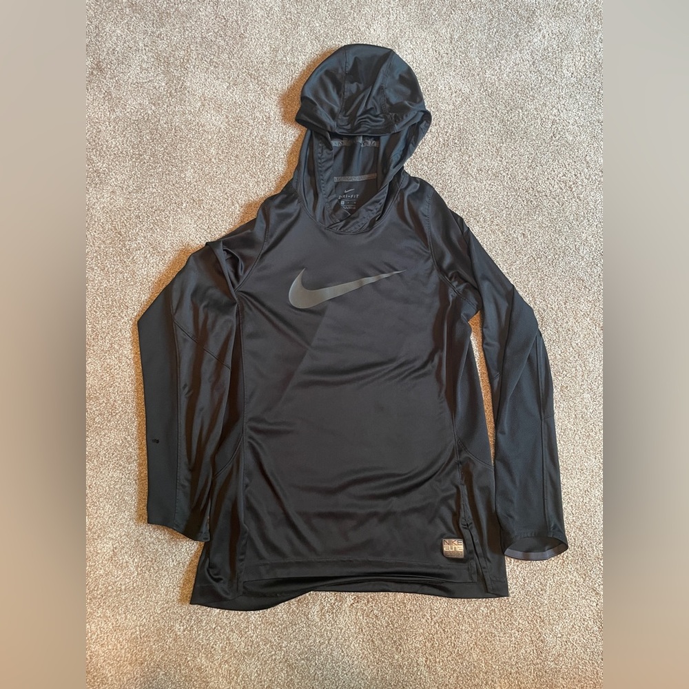 Nike Dryfit LongSleeve Small